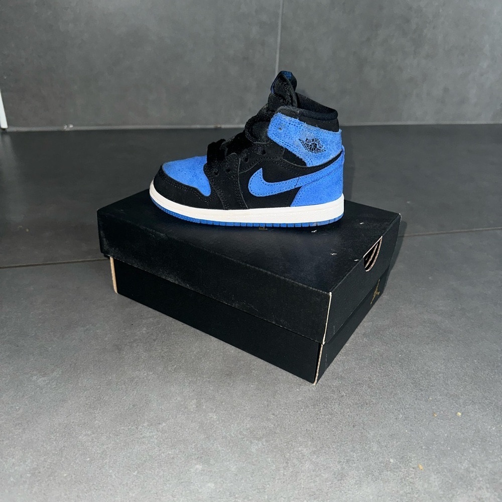 Air Jordan 1 Retro High OG Royal Reimagined (TD)